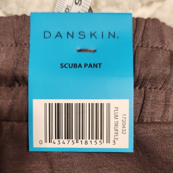 NWT Danskin Scuba Pant - 2X - Picture 7 of 7